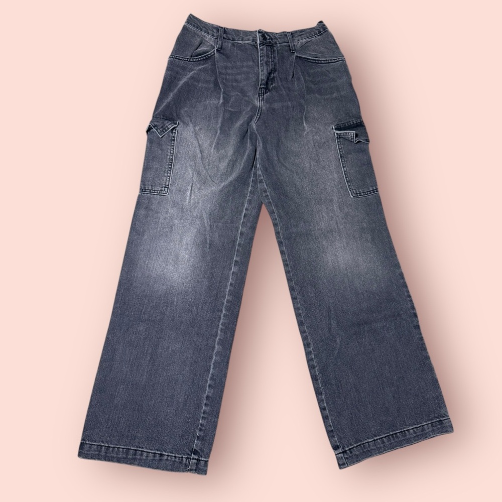 5/$25 SALE | Forever 21 Cargo Wide Leg Jeans Gray Size M